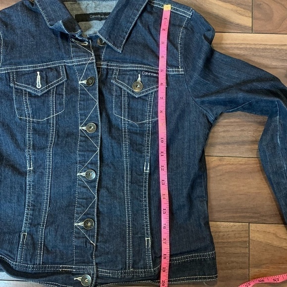 Calvin Klein Cropped Jean Jackets - Picture 10 of 14